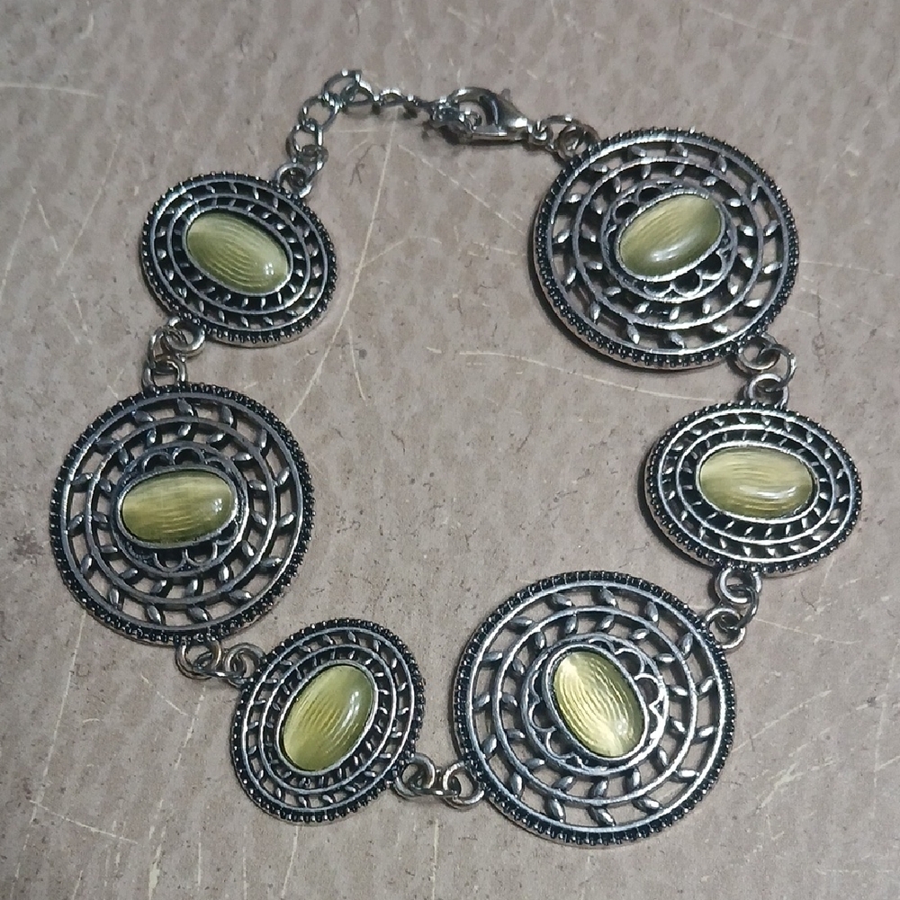 Stone Bracelet with Lime Color Stones